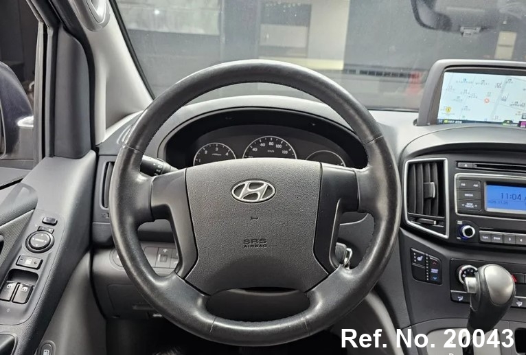  Hyundai / Grand Starex Stock No. 20043